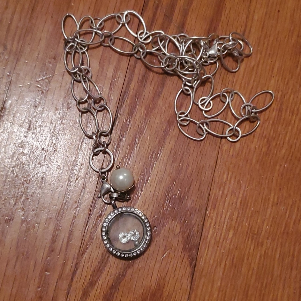 Origami Owl Necklace